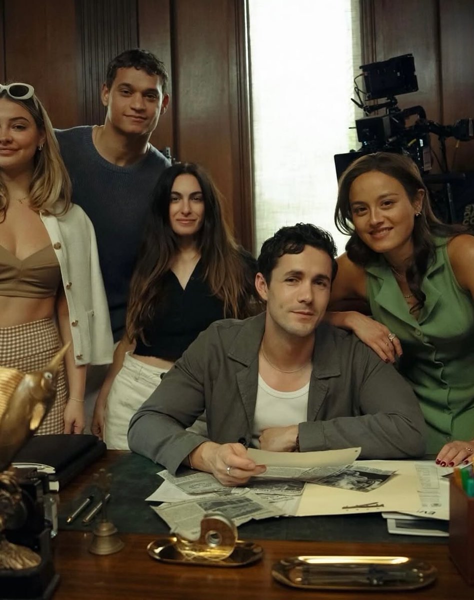 lovesjonahuk's tweet photo. Jonah on set for I know what you did last summer https://t.co/OyNrHIXROI