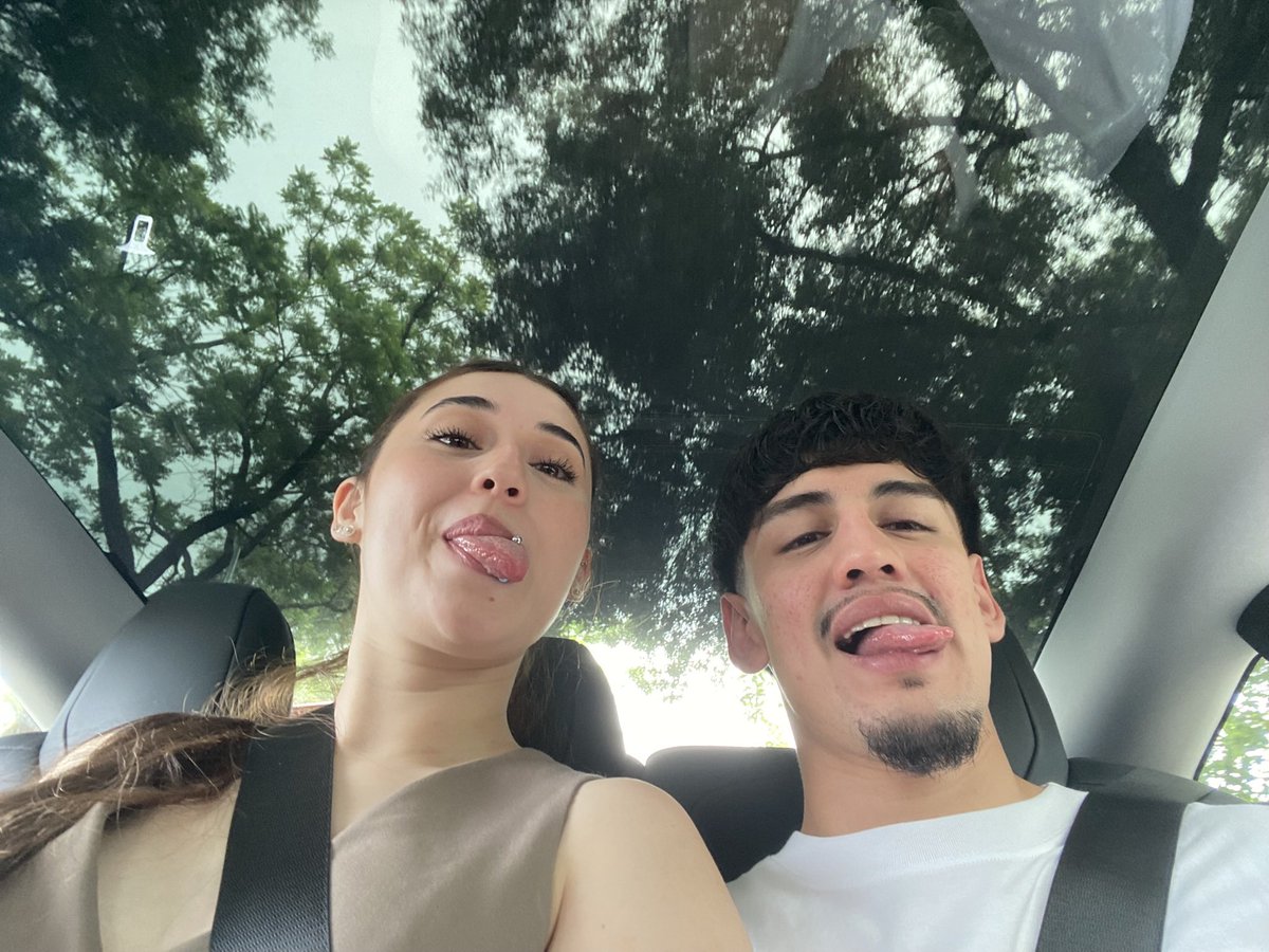 Santiy_47's tweet photo. Tengo a la mejor compañera de vida que puede existir 😍💘 https://t.co/9wBmYApXa4