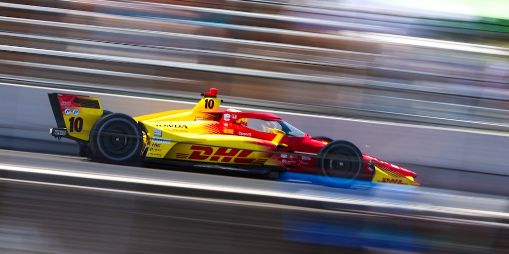 LA FIESTA COMIENZA.

<a href="/AlexPalou/">Alex Palou Montalbo</a> asegura el título No. 4 en #IndyCar finalizando en tercer lugar en Portland.

¡<a href="/HondaRacing_US/">Honda Racing US</a> es Campeón de Marcas en 2025!