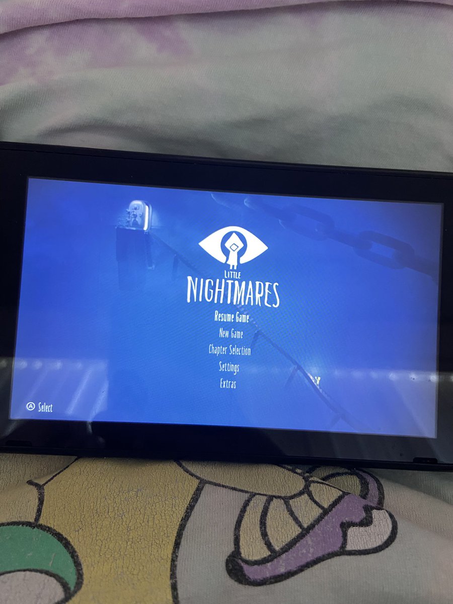 Gonna try to play some little nightmares ☺️