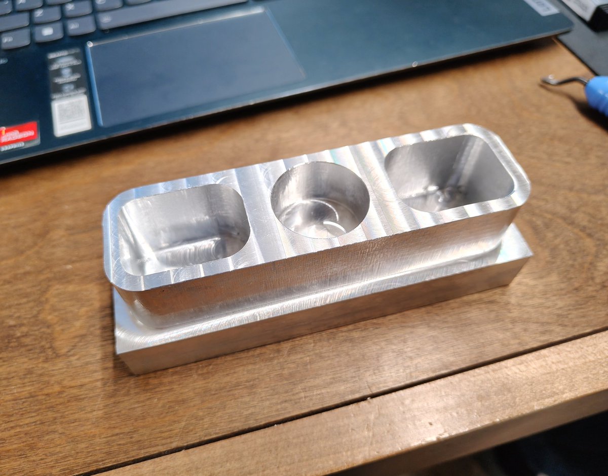 Viktor Petrenko tweet media