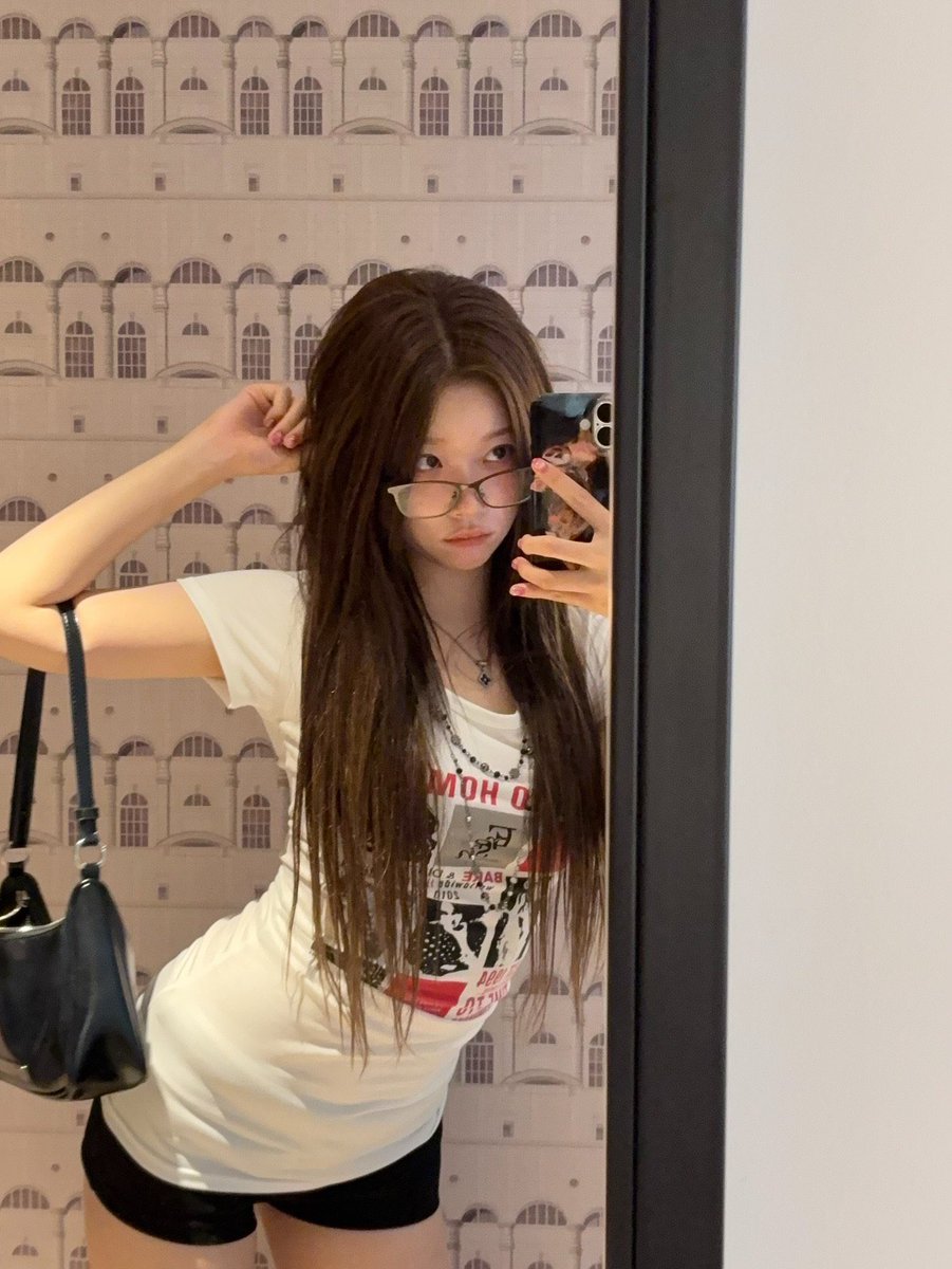 F02KI's tweet photo. 大阪🐈‍⬛❤️ https://t.co/xcLkVCm5hL