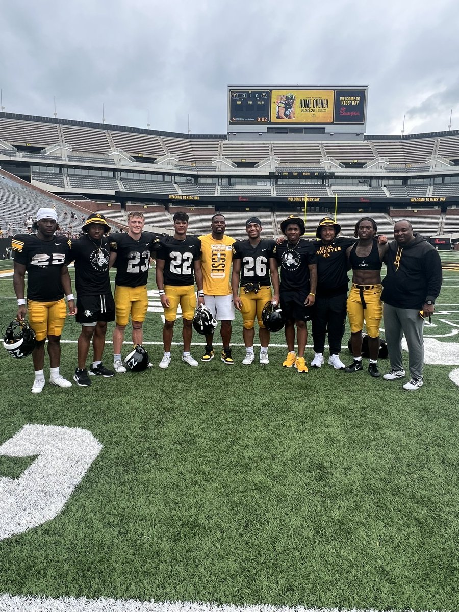 Fred Jackson tweet media