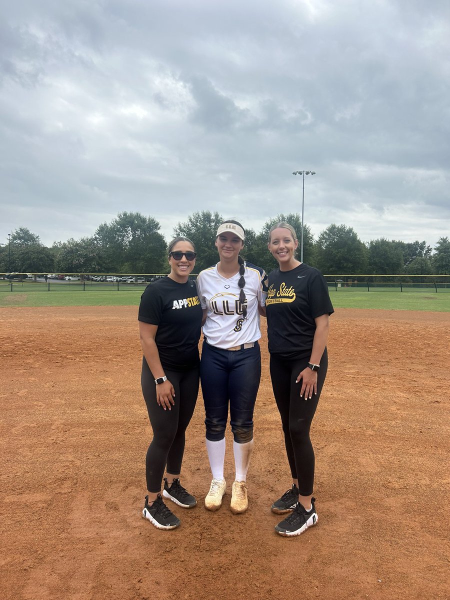 Kennedy Johnson (@kpjohnson2028) on Twitter photo I had a great time at the <a href="/DDSBandEvents/">Diamond Direction</a> camp this weekend in South Carolina. Thank you to all of the schools that hosted camps. I got a lot of great feedback that I can’t wait to apply.
<a href="/Coach_Wigs/">Ryan Wieligman</a> <a href="/KatieRepole/">Katie “Crash” Repole</a> <a href="/kkrupit/">Kass Krupit</a> <a href="/jodydavidson/">Jody Davidson</a> <a href="/whitjones25/">Whitney Jones</a> <a href="/courtney_ogle12/">Courtney Ogle</a> I had a great time at the <a href="/DDSBandEvents/">Diamond Direction</a> camp this weekend in South Carolina. Thank you to all of the schools that hosted camps. I got a lot of great feedback that I can’t wait to apply.
<a href="/Coach_Wigs/">Ryan Wieligman</a> <a href="/KatieRepole/">Katie “Crash” Repole</a> <a href="/kkrupit/">Kass Krupit</a> <a href="/jodydavidson/">Jody Davidson</a> <a href="/whitjones25/">Whitney Jones</a> <a href="/courtney_ogle12/">Courtney Ogle</a>