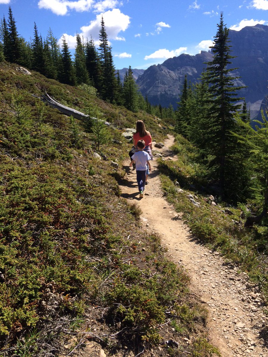 KZavus's tweet image. In my excitement and anticipation for my upcoming camping trip in 3 days, I’ll drop a few #Camping #ProTips and pictures as a countdown.

🏕️#1 instead of buying ice for the cooler, fill old juice jugs w/water, freeze w/lids off 3 days before.
No more watery coolers/soggy food.