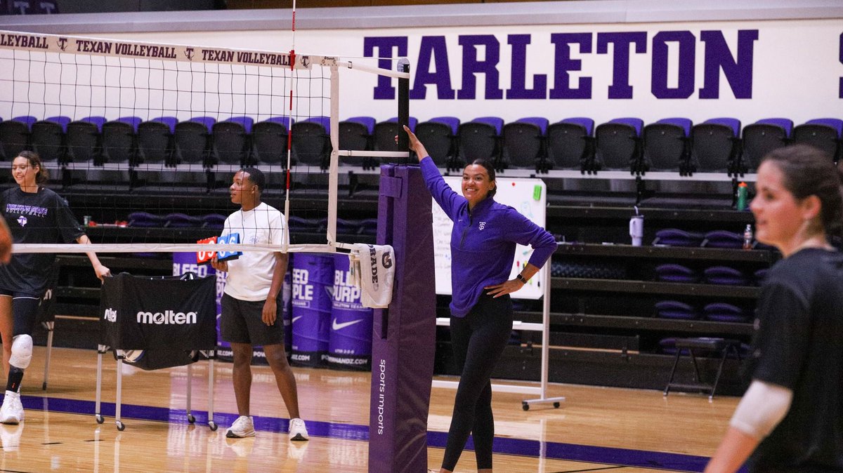 TarletonVB's tweet image. Great week back with the squad🔥

#1STDOWN | #TEXANNATION