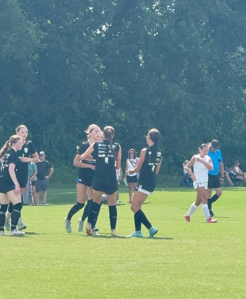 1-1 draw earlier today against SLSG IL ECNL RL to get preseason going. Rest day then back at training as we prepare for two more friendlies next weekend. <a href="/Gateway_Rush/">Gateway Rush</a> 07/08 United