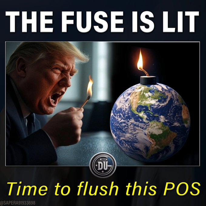 DUnitedGraphics's tweet photo. It's time to flush Trump down the toilet.

He's the worst president America ever had.

Trump and his regime are going out of their way to destroy everything America stands and have Project 2025 replace our Constitution.

It's wrong and they must be stopped.

Rise up!
#DemsUnited https://t.co/anSddkOzkT
