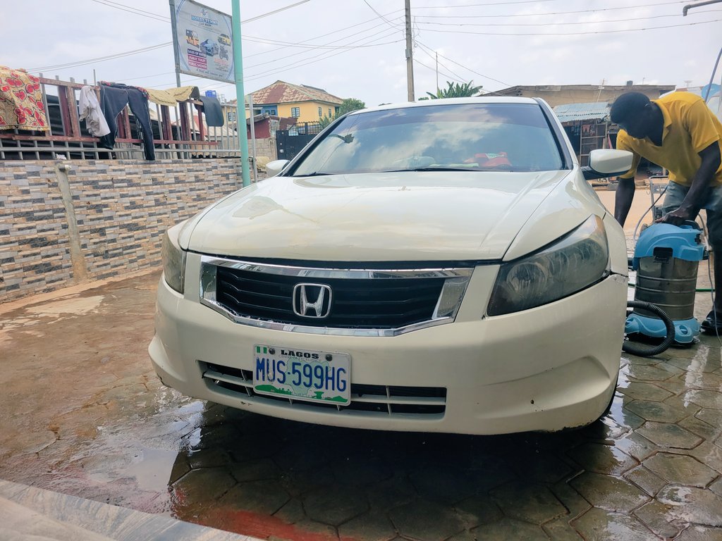 tosyn2608's tweet photo. Honda Accord 2012 (CNG ENABLE)
Buy and drive nothing to fix.
PRICE : 7.5m
Location : Casso
Dial-up: 08065577997 https://t.co/FG53zkj1Cw