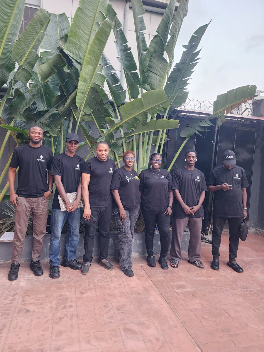 EthereumNigeria's tweet photo. We showed up at Builders’ Connect in full force connecting, collaborating, and celebrating the incredible builders Onchain.⚡️
Cc:@Divine_Vessel @robertocalous @craftlink_hq @thetoluogundele @abdulhackxx @Damouchbello @pope_h @simze_eth 
#ETHNigeria #BuildersConnect https://t.co/FuNc8aVQ7K