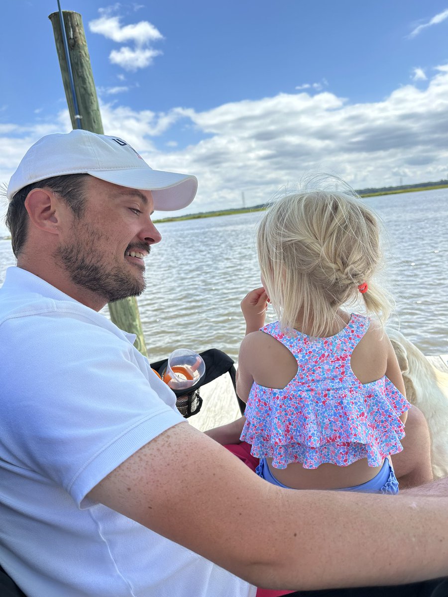 jmurrayva's tweet photo. Every Sunday should be a boat day. 🚤☀️🌊 #UncleB #GunclesDay2025 #FamOnDeck #BoatLife #SundayFunday 🧡💙 https://t.co/BgZjgWfE9k