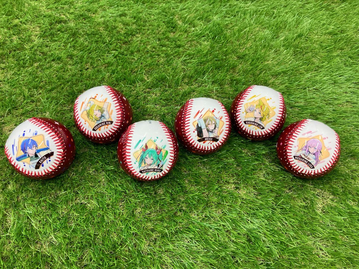 eagles_shop's tweet image. 楽天イーグルス×初音ミク
「マジカルミライ 2025」コラボグッズ紹介✨

■オンラインショップ限定受注🆕レプリカボール⚾
■アクリルスタンド
■ランダムアクリルキーホルダー

受注販売⏰8/31(日)23:59まで

詳細は🔗
item.rakuten.co.jp/rakuteneagles/…

#初音ミク
#MEIKO
#マジカルミライ2025
#RakutenEagles