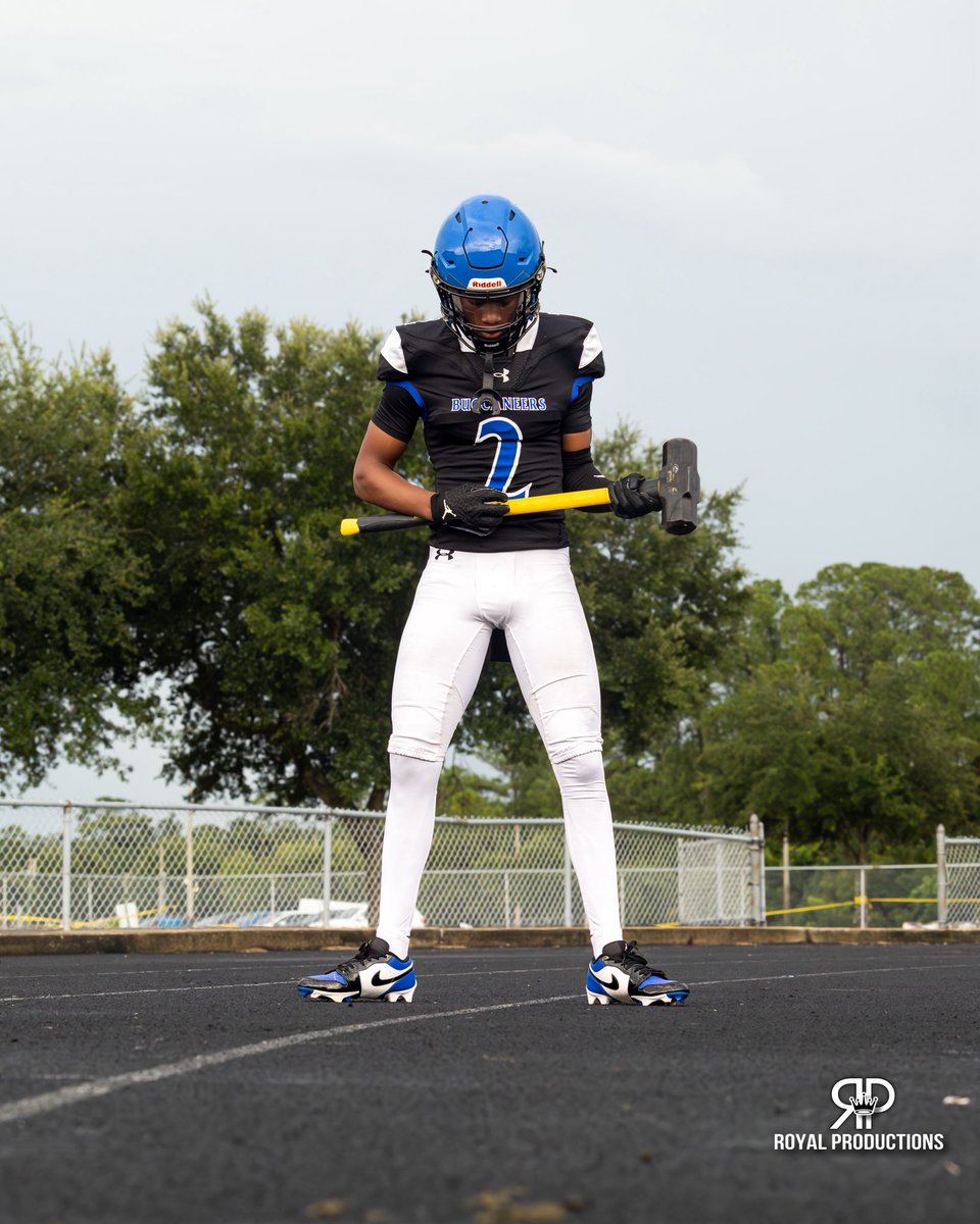 mahrlemoe's tweet photo. Senior Szn Lets Do it 2️⃣ @firstcoastbucs @Coach_J_Parker https://t.co/uQ74Z5vPv1