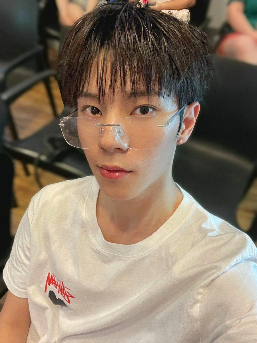 GLOBAL_NTX's tweet photo. #NTX on Plus Chat [250811]

"Today's NTX 🐶

A day where we hope NTX, NTFUL and all the kitties and doggies were happy~!🥹"

(1/2)

#엔티엑스 https://t.co/PTIn5nyFya