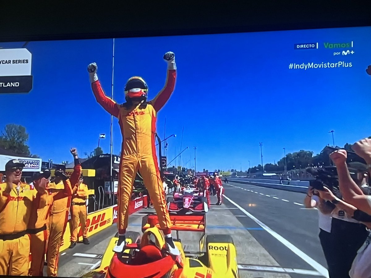 manuelcolomo's tweet photo. 4 veces campeón de la @IndyCar en 5 años, tercera #astorcup consecutiva. Se acaban los calificativos @AlexPalou enhorabuena #leyenda https://t.co/AAh0lfTihx