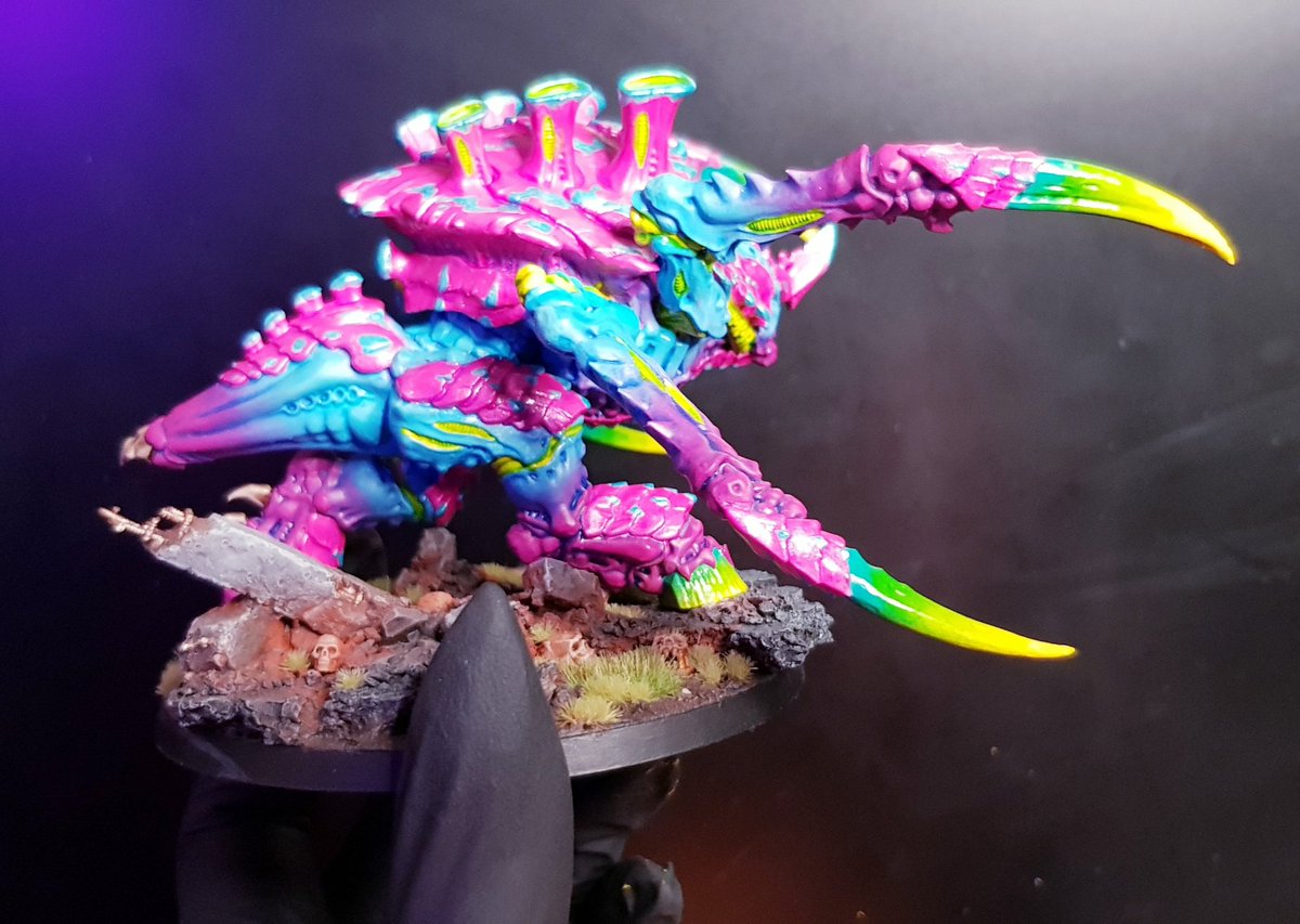 HES FINISHED! 😤💖💙💖💙💖 #warhammercommunity