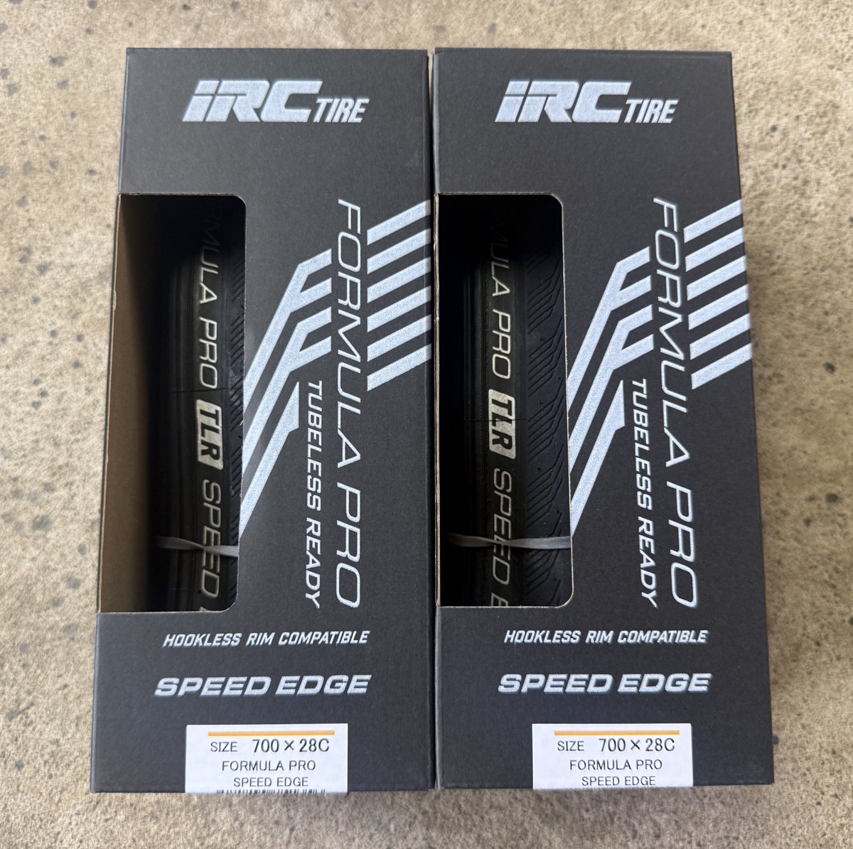tetsuya1972's tweet photo. 天気悪いし、タイヤ交換でもするか
#IRC #FORMULAPRO #SpeedEdge https://t.co/7ibLcHrS6L