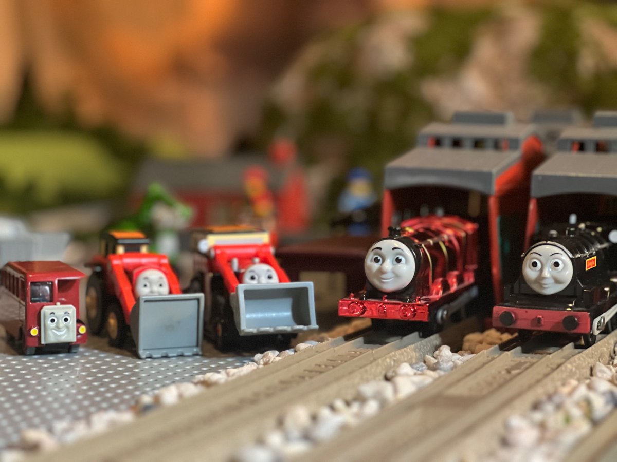 Ryan Rocketz tweet media