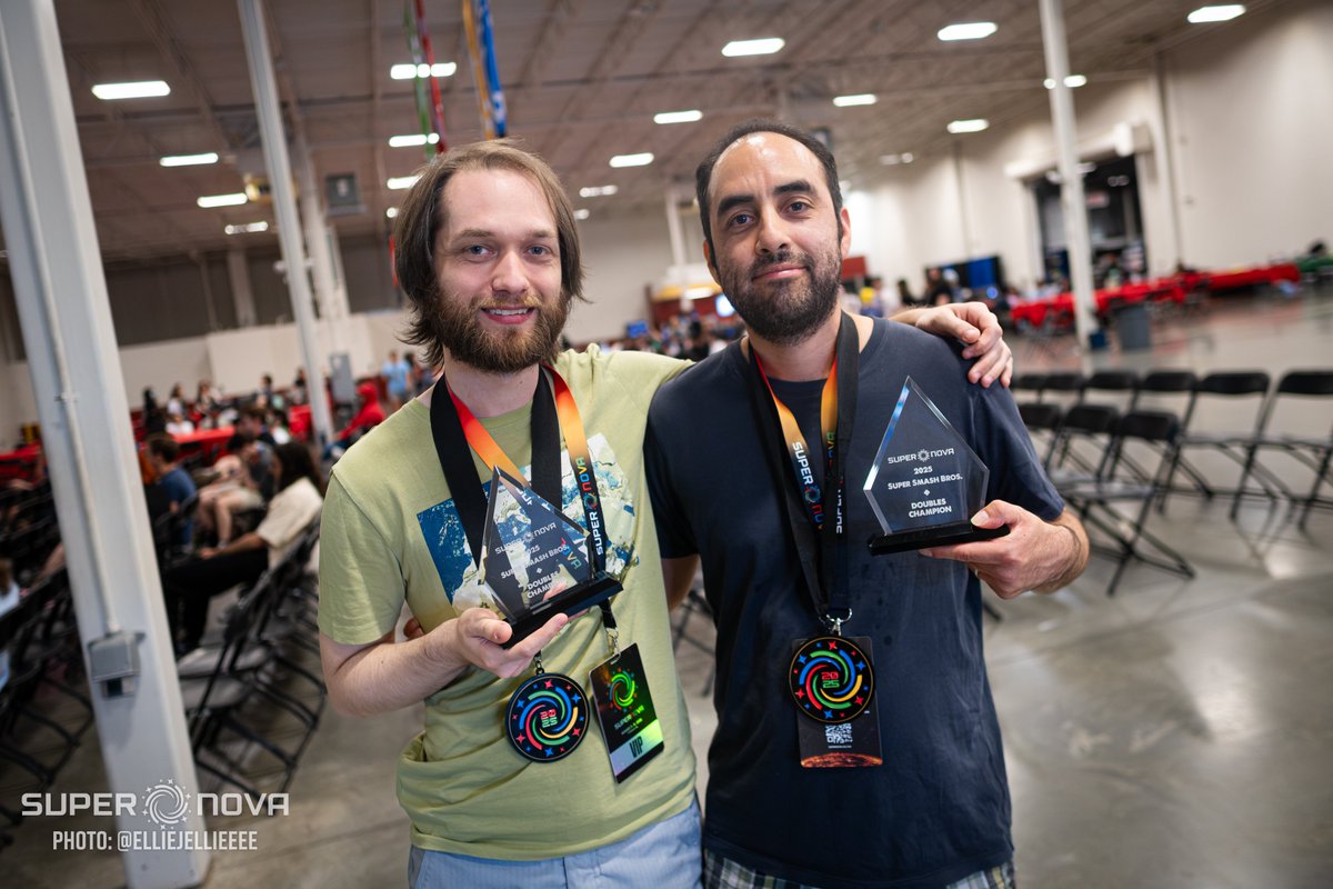 Congratulations to your Super Smash Bros. Doubles Champions, SuPeRbOoMfAn and Isai 🏆

#Supernova2025