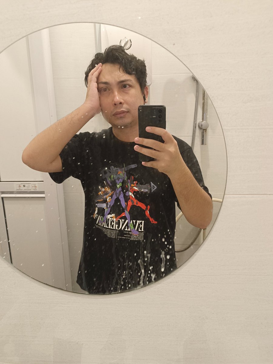 james, always tired🌃 tweet media