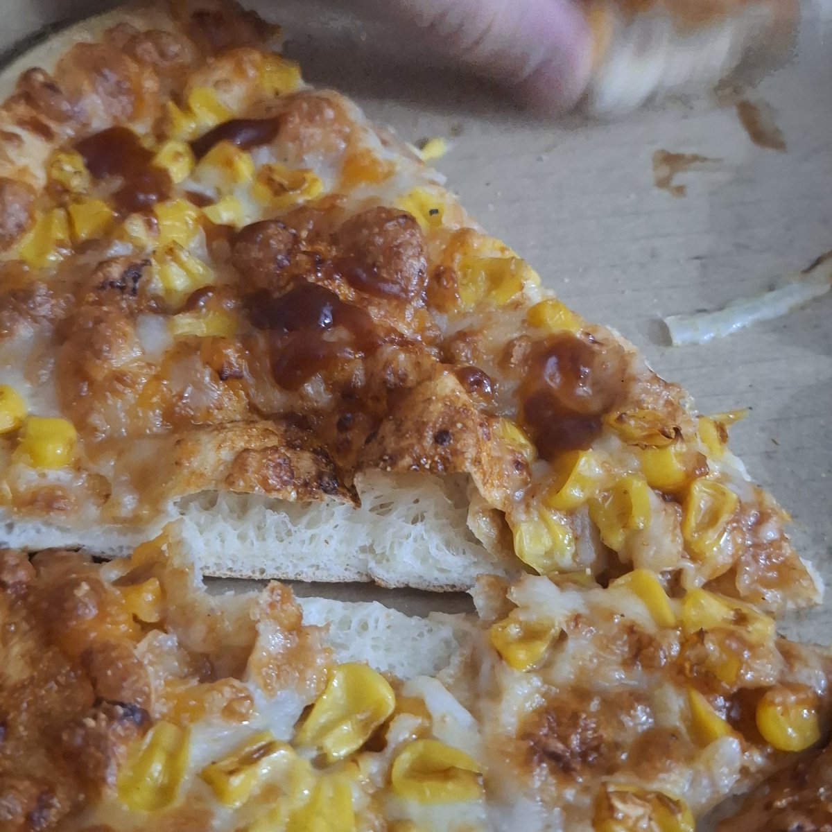 Milbosques's tweet photo. Quieres probar pizzas hechas por ineptos? @DominosPizza_ES https://t.co/m5dk8vKj9C