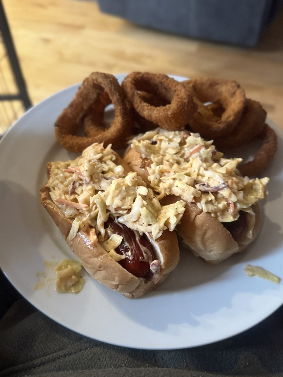 What y’all know about slaw Dawwwgs