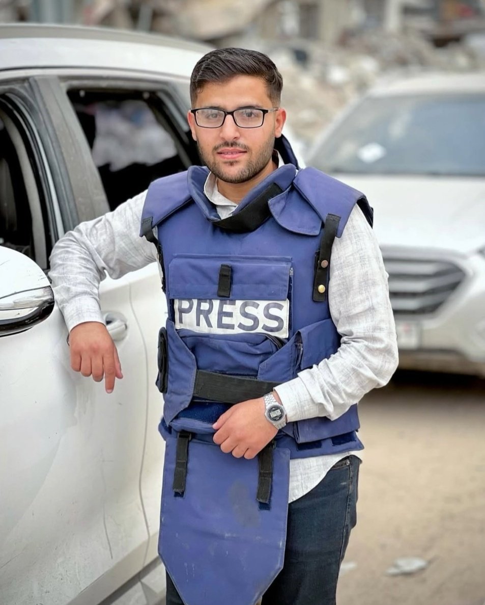 إبراهيم حبيبي الشاب الخلوق والهادئ والمثابر
الله يرحمك ياا إبراهيم 💔