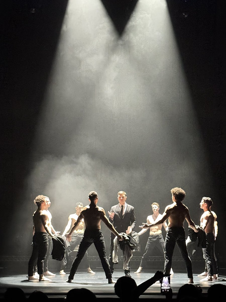 MoMo摸了个摸 (@moshenmemo) on Twitter photo 