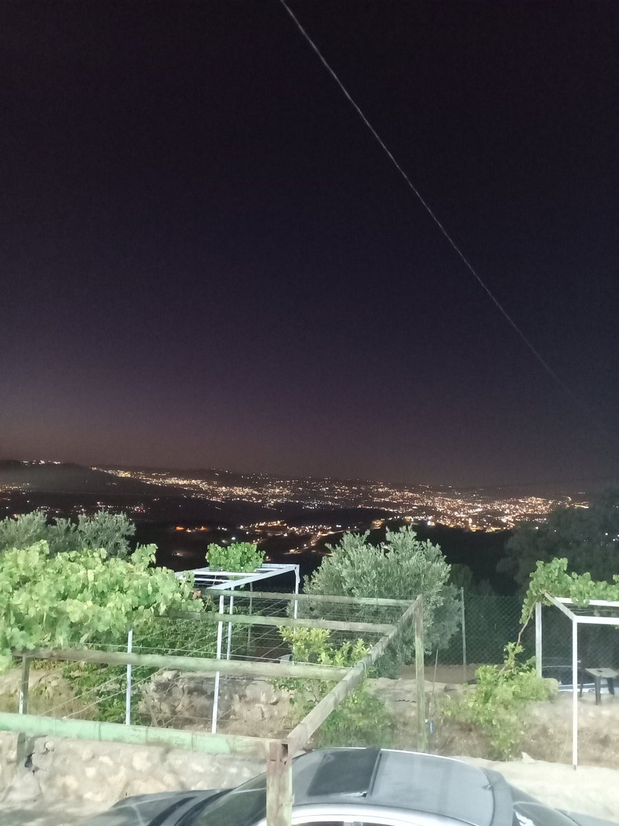 عود نفسك العفو عن الناس والتغافل عما بدر منهم وخصوصا لمن رحلوا، فهي صفه يحبها الله وسبب ليعفو عنك ورفعه لك في الدنيا قبل الاخره وتجعلك دوما في راحه.....
 والكاظمين الغيظ والعافين عن الناس 
#رسالة_لقلبك