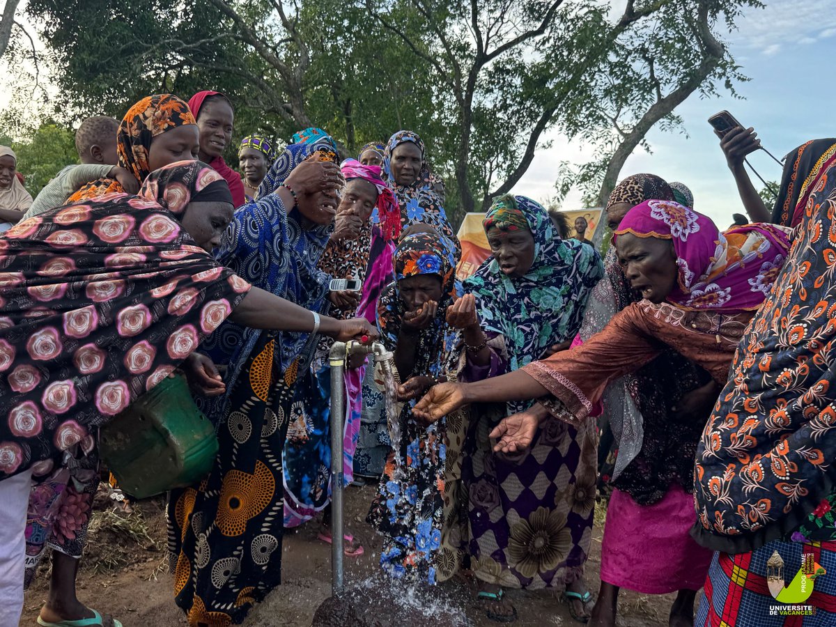 WalahaWebtv's tweet photo. #EntrepreneuriatTerritorial
Nous lançons SosoBugu, inspiré des la Cases Anti-Moustique de Moribala. Ce projet a commencé par un château d’eau pour offrir gratuitement de l’eau à tout Moribala.
#AnwkaSo_MTM #Wassoulou https://t.co/NMFr3KwkSB