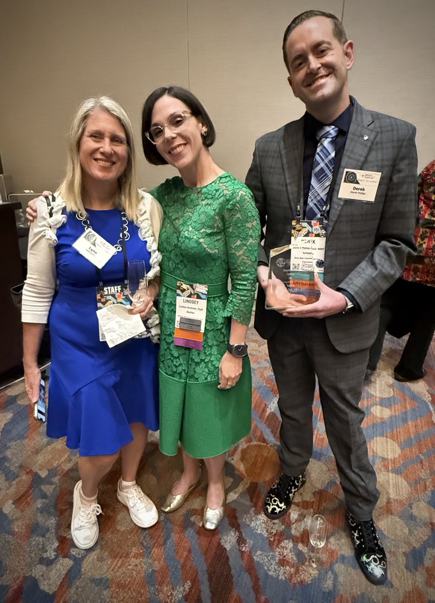 Leaders in #Practice, ⁦<a href="/drbufka/">Lynn Bufka, PhD</a>⁩ ⁦<a href="/APA/">American Psychological Association</a>⁩ Division 42 President ⁦<a href="/DrBinPHX/">Dr. Lindsey Buckman</a>⁩, award winner ⁦<a href="/DrDCPhillips/">Dr. Derek Phillips</a>⁩ #APA2025