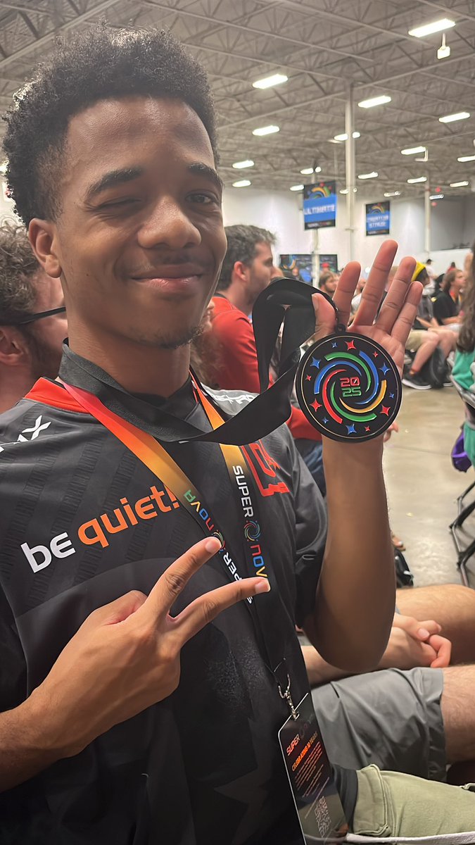 7th place at Supernova 2025. 

I’m not even mad that I lost, I shook this entire room.

Wins: Ken, MPG, Bassmage, Shadic, Raflow, and more. 

See y’all at Riptide!!!