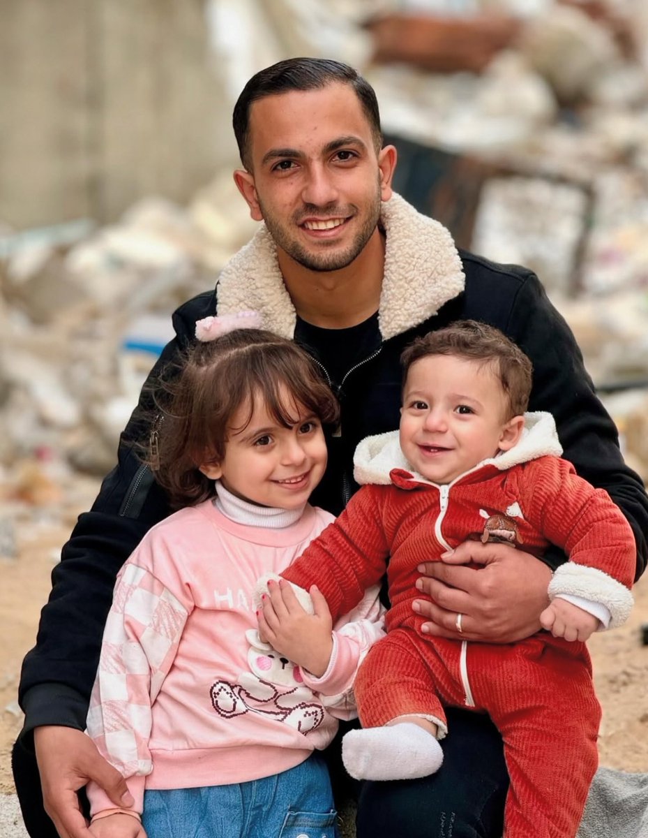 انس كان انُس المستضعفين والمظلومين في غزة وناقل رسالتهم ومظلوميتهم إلى العالم ..

فاز انس وخسر كل من تخاذل عن نصرة غزة .