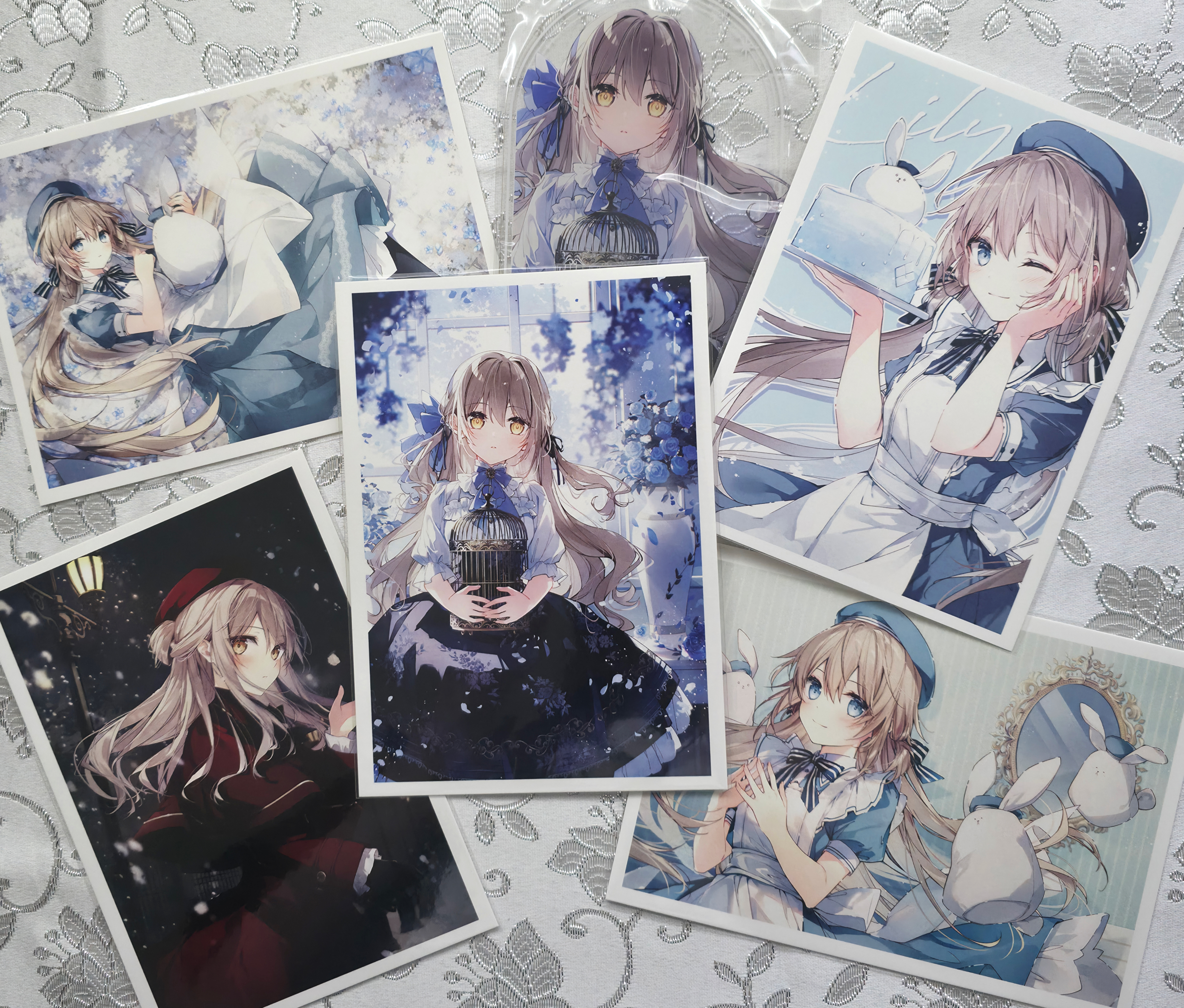望月しいな MemorialFanbook 望月しいな』アートブック&グッズセット予約発売開始！ - アプリ