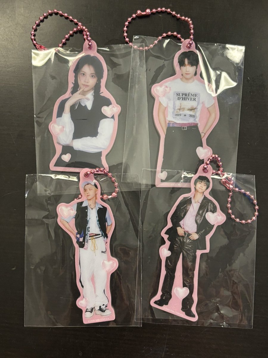 s2ooli's tweet photo. SMTOWN アクリルキーホルダー アクキー 交換

譲 ソンチャン ヘンドリー ジョンウ カルメン
求 ジェヒ ドヨン 

郵送での交換のみです！
条件合う方いらっしゃいましたら気軽にお声掛けください🙇🏻‍♀️ https://t.co/Lu9uEk3u2p