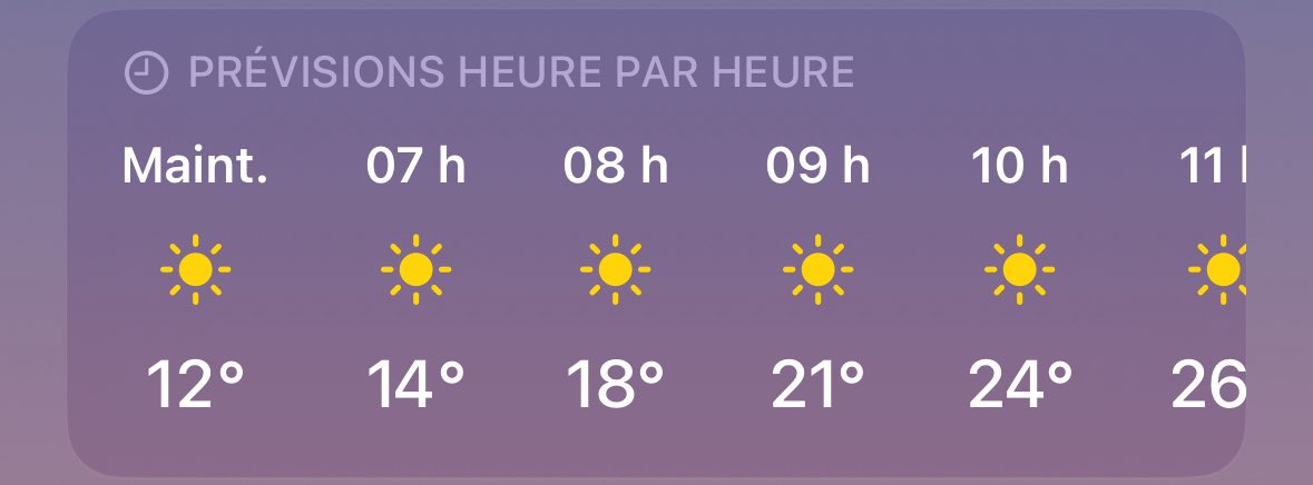 weezoh's tweet photo. devoir s’endormir avec un ventilateur mais devoir mettre un pull et un jogging pour fumer une cigarette avant d’aller au taf? c’est horrible wtf, je suis tellement team HIVER https://t.co/HeFhp2vAqa