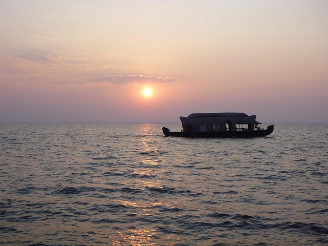 ToursInIndia21's tweet photo. Sail Kerala’s backwaters in style . Alleppey houseboats with deluxe, premium &amp; luxury options. Perfect for couples, families &amp; groups.

Book Now:  
📞 +91 89074 13021 | 📧 info@toursinindia.in
Visit: https://t.co/7JN1NVdWHW

#AlleppeyHouseboat #KeralaBackwaters #ToursInIndia https://t.co/mVlzsg9sFP