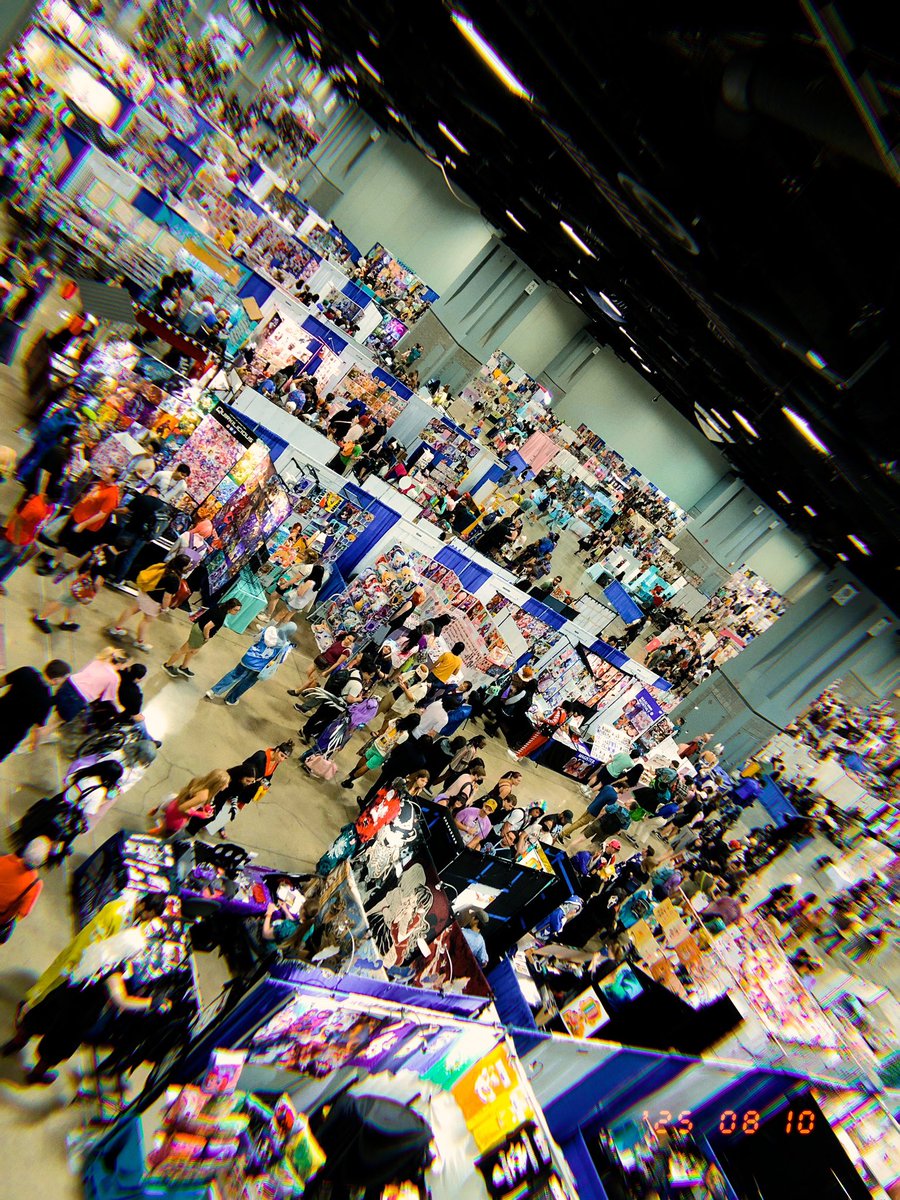 日曜日はサイン会に参加しました☺️✨ たくさんの方が参加してくれて