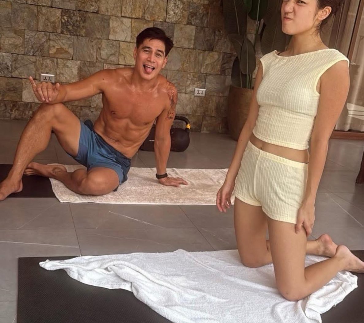 doughnbil's tweet photo. ito na talaga 😆 vendali resort in bulacan! excited for this scene haha nag outing ang mga facs? #bellemariano https://t.co/spiH7iRRdp