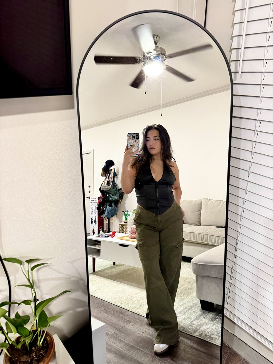 lizbeth 🦋 tweet media