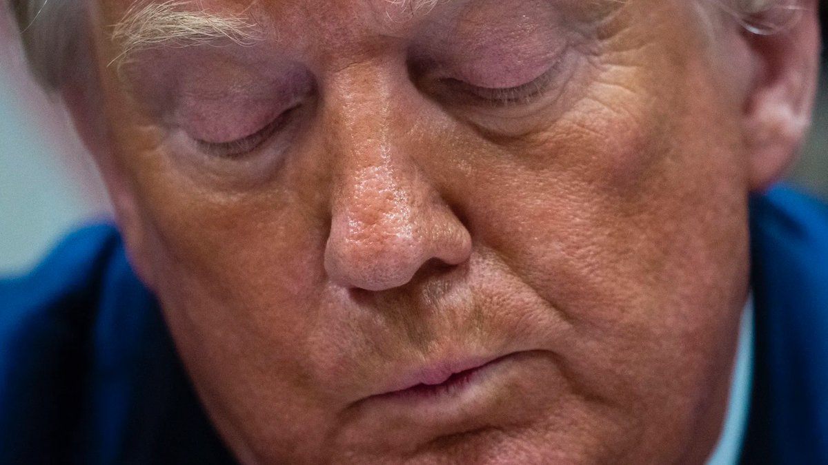 Trump unleashing the National Guard on US citizens - violates the Posse Comitatus Act. When the fuck will this authoritarian be held accountable.