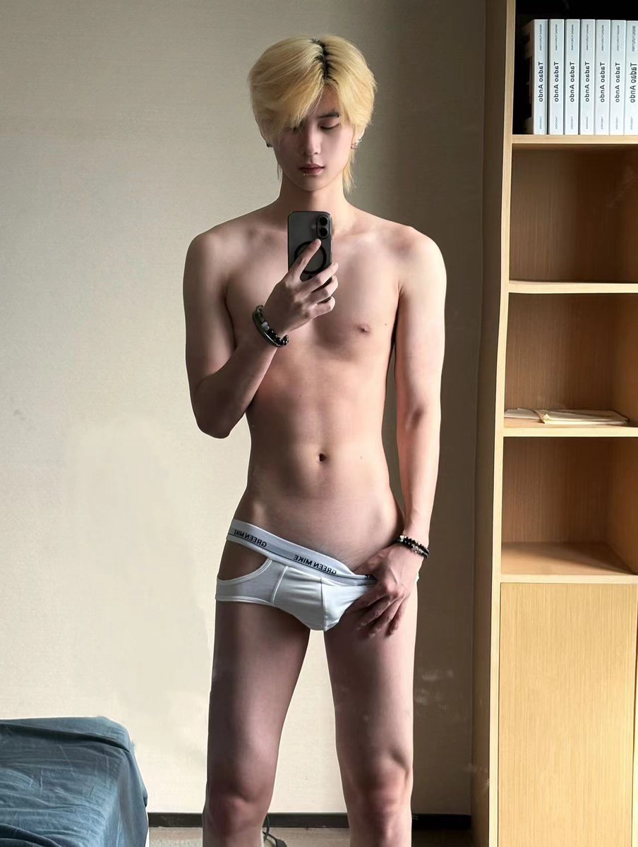 GREEN MIKE 绿内 tweet media