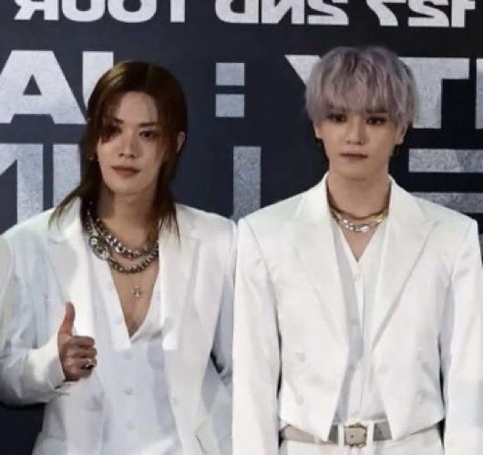 nobody understands how insufferable i will be when they’re back together i apologize for that in advance