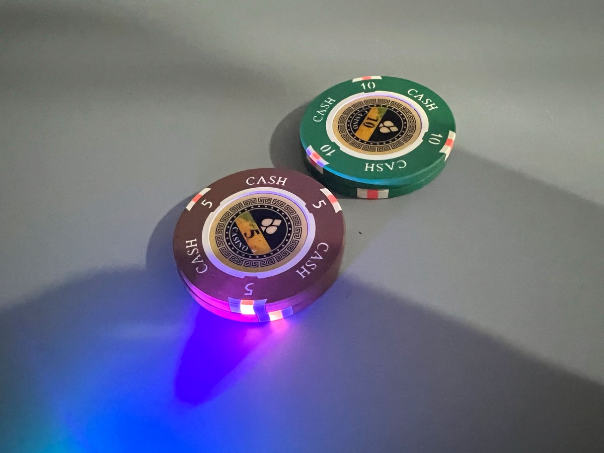 ポーカー用品のことなら「ISABELLE GLOBAL」 tweet media