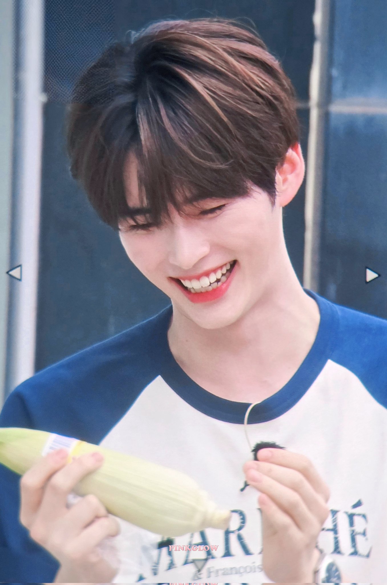 옥수수 500개 팔아주고 싶은 옥수수팔이 청년 | 인스티즈