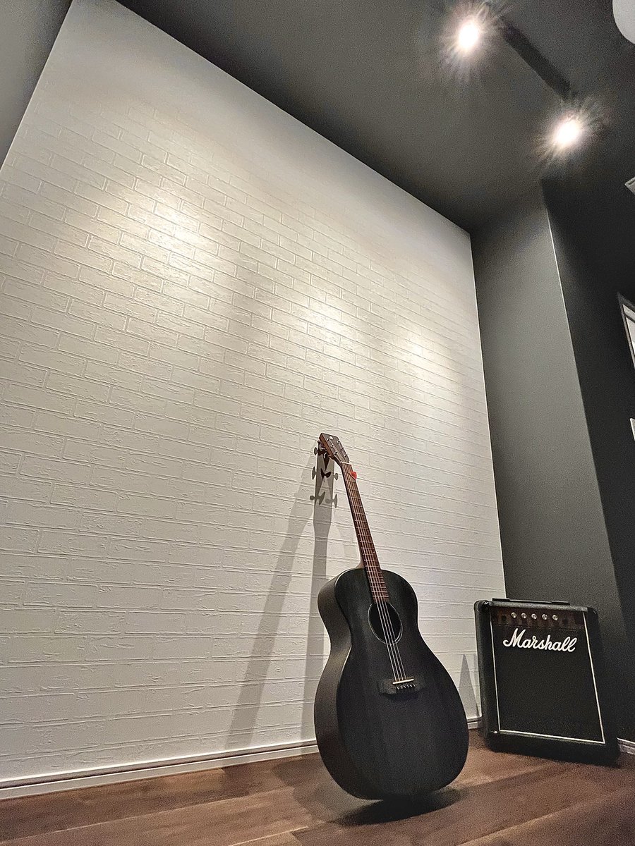 6dotEight's tweet image. 最強の𝙈𝙮 𝙣𝙚𝙬 𝙜𝙚𝙖𝙧_______

『家』  買っちゃいました