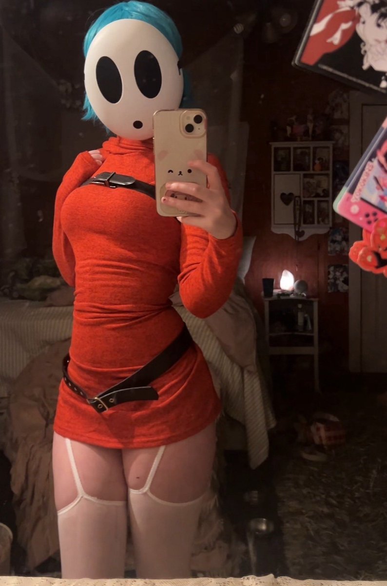ChobitzX0's tweet photo. I’m feeling shy >_< #cosplay https://t.co/QmiD0szX3G