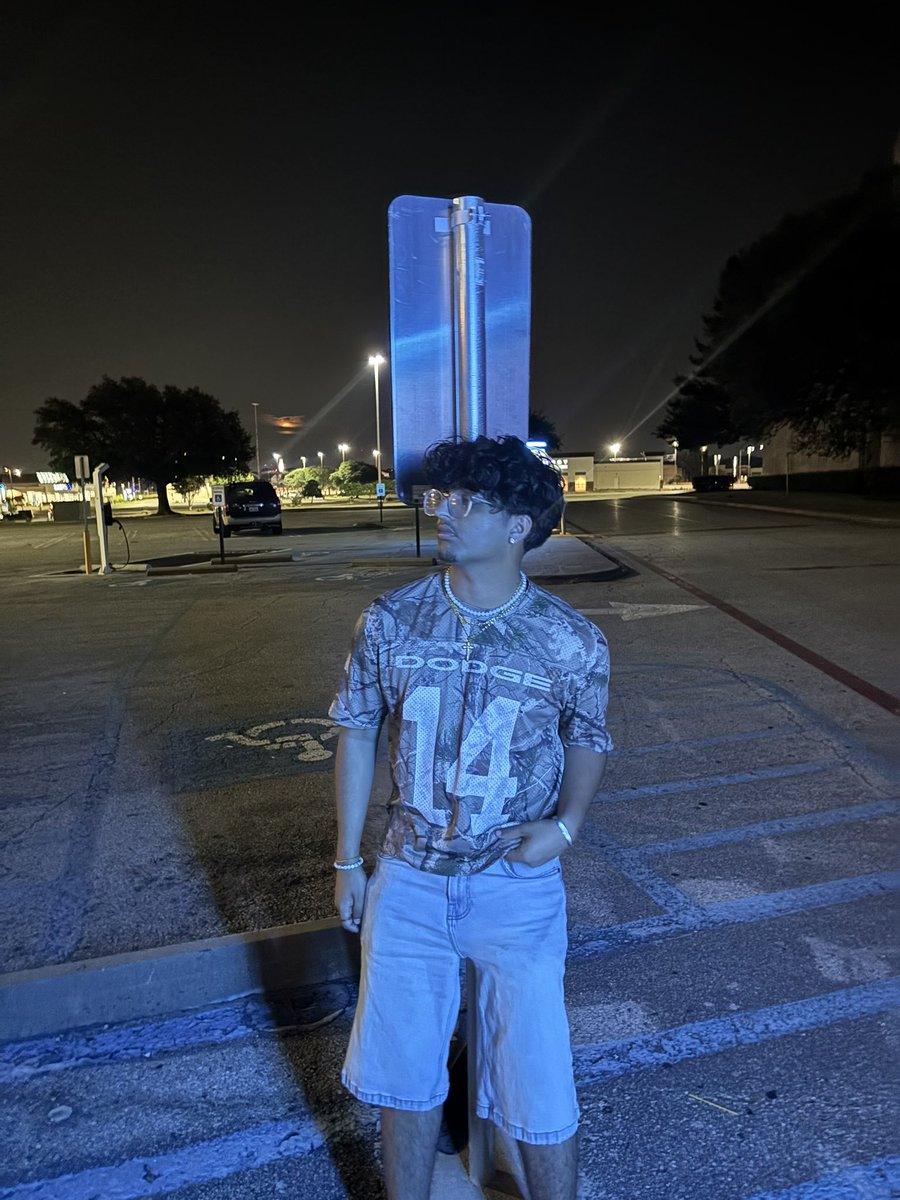 DEMONMODELEMON's tweet image. 