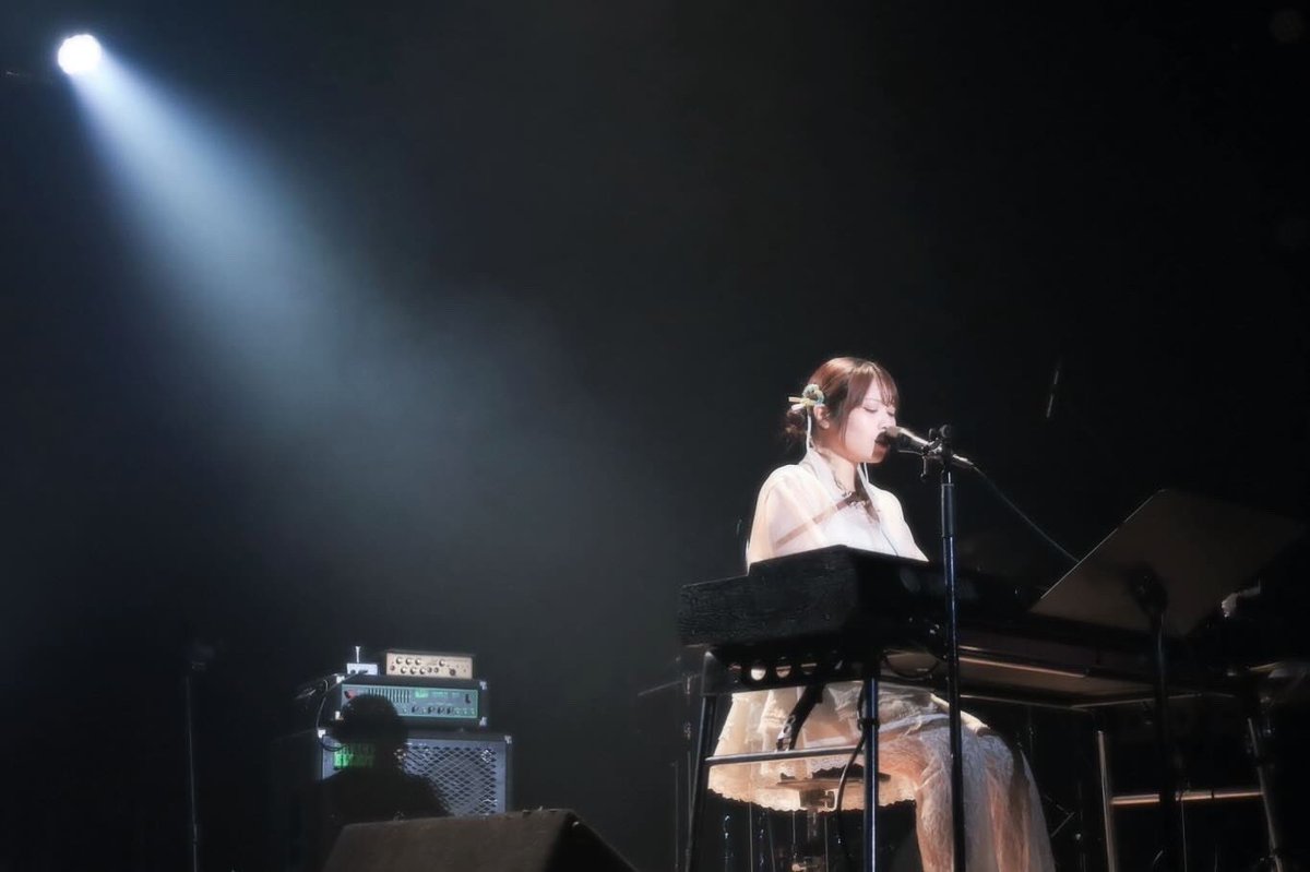 終戦日の8月15日に
新曲が2曲も世に出ます

✿｢フォトメモリアル｣
TSSテレビ新広島
(21:52~21:58放送予定)
【ずきゅん。写真展イメージソング】

✿｢空にリボンを｣
祈りと希望を込めた平和ソング
楓子公式YouTubeにて公開
【ピアノ弾き語りver.】

どちらもよろしくお願いします(ت )
#楓子