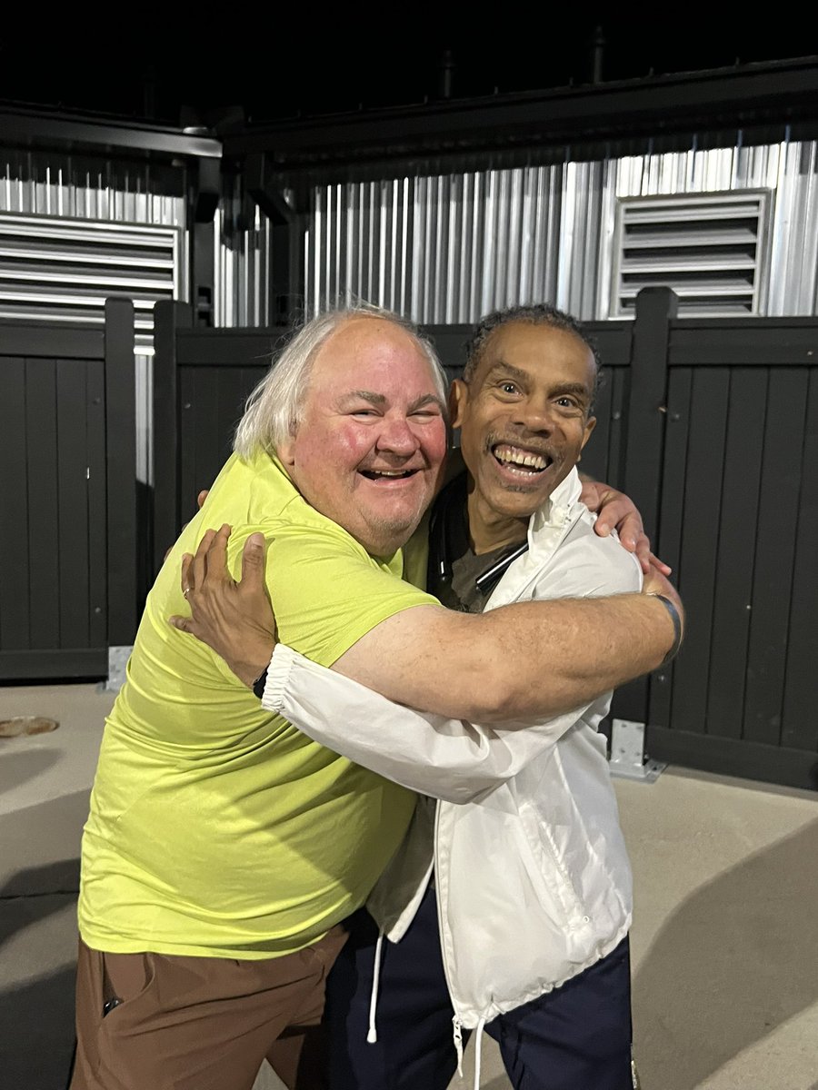 Hanging out with <a href="/EarthWindFire/">Earth, Wind & Fire</a> tonight!